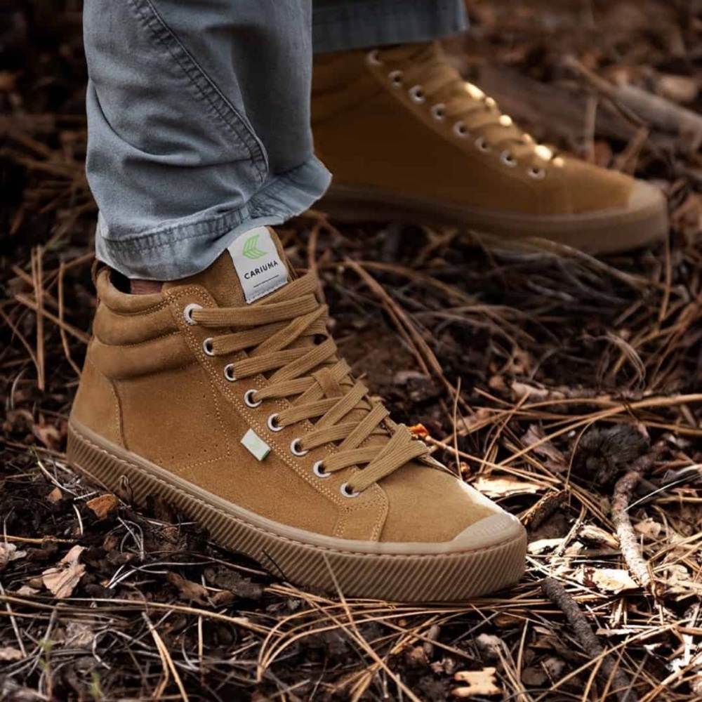 Cariuma Men’s Mid-Top Suede Sneaker in Tan